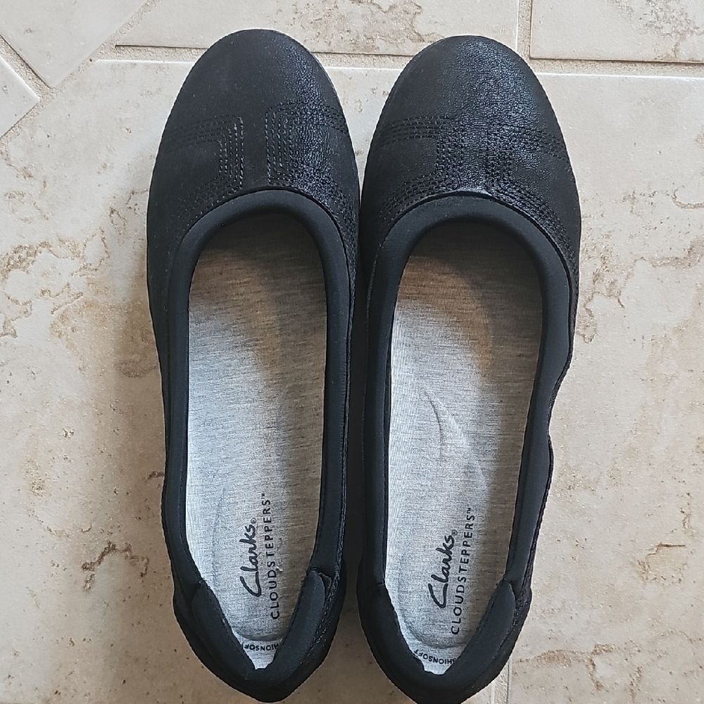 Clarks Women's Black Loafers